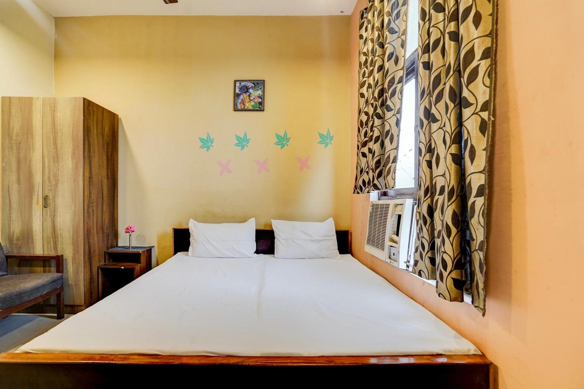 Hotel O Shyam Utsav Mirzāpur Exterior foto